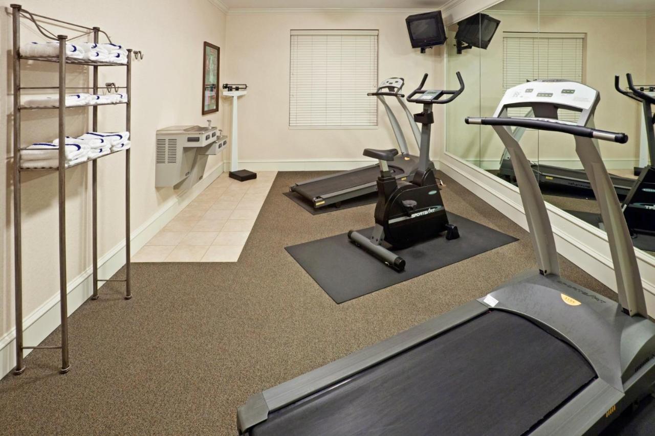 Holiday Inn Express & Suites Waxahachie By Ihg Bagian luar foto